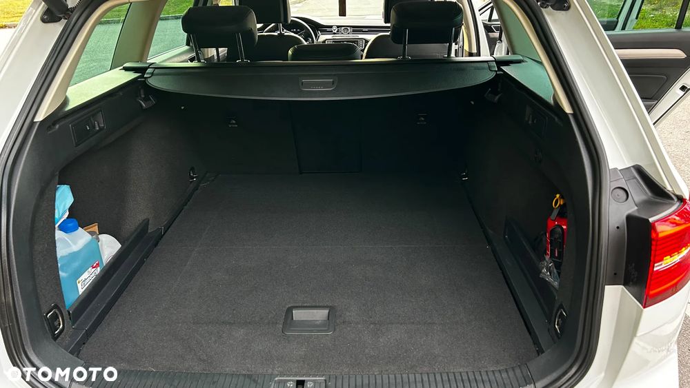Volkswagen Passat 2.0 TDI BMT Highline DSG - 29