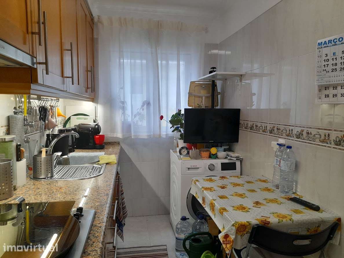 Moradia T1 com sótão e jardim em Campo de Ourique - Grande imagem: 5/23
