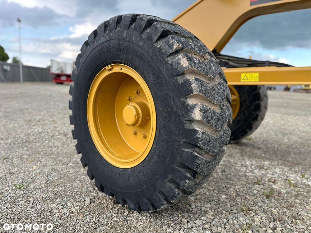 Caterpillar 140 H - 11