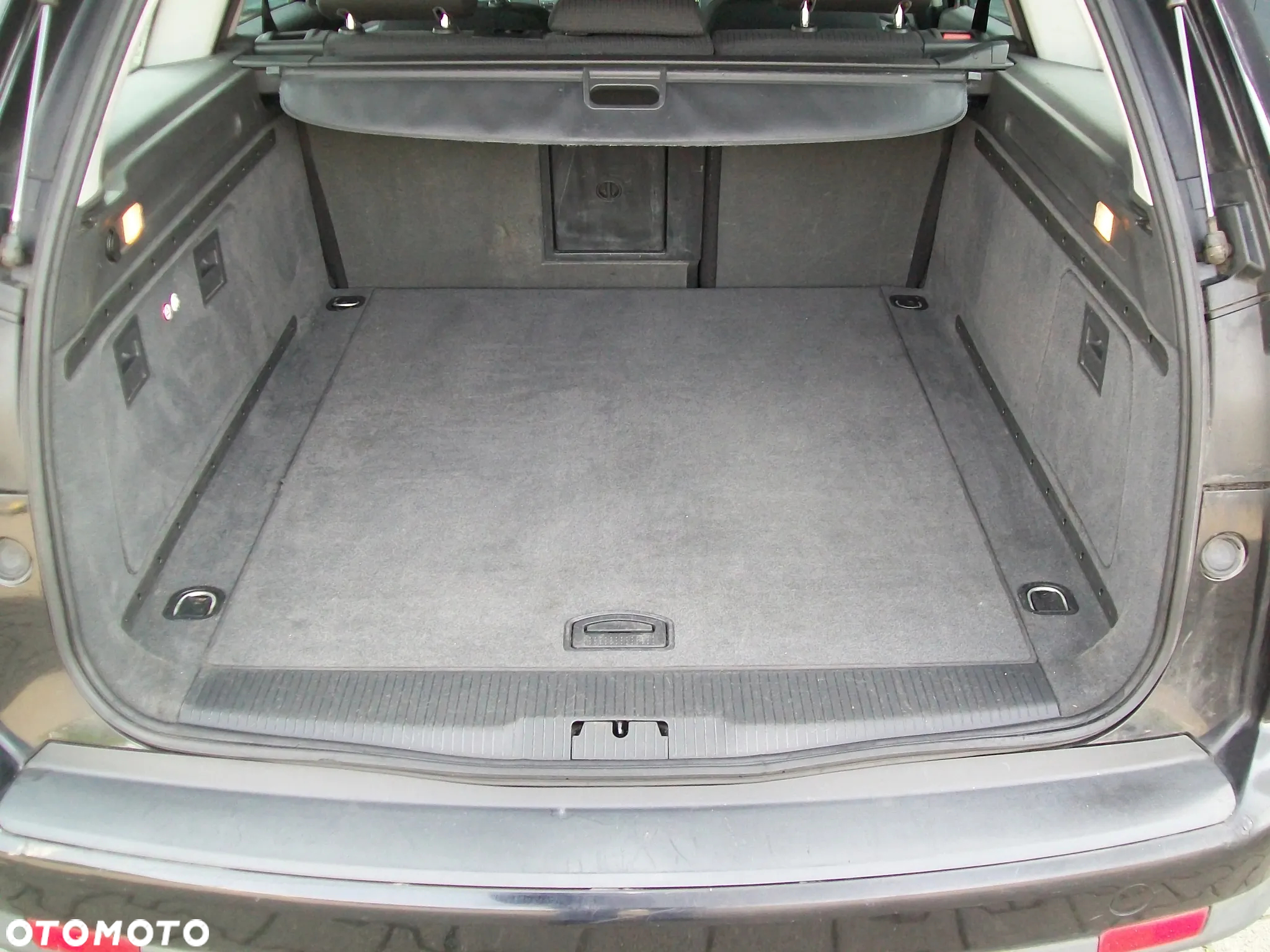 Opel Vectra 1.8 - 12