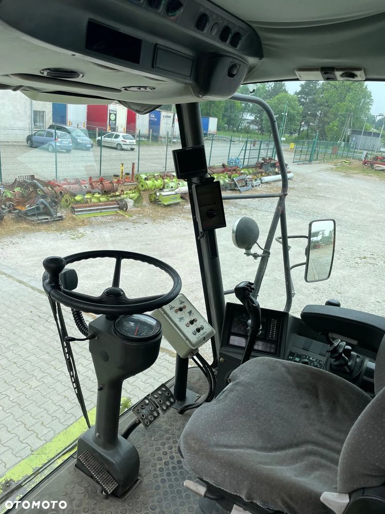 Claas MEDION 320 - 13