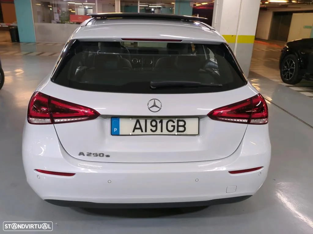 Mercedes-Benz A 250 e Style Plus - 6