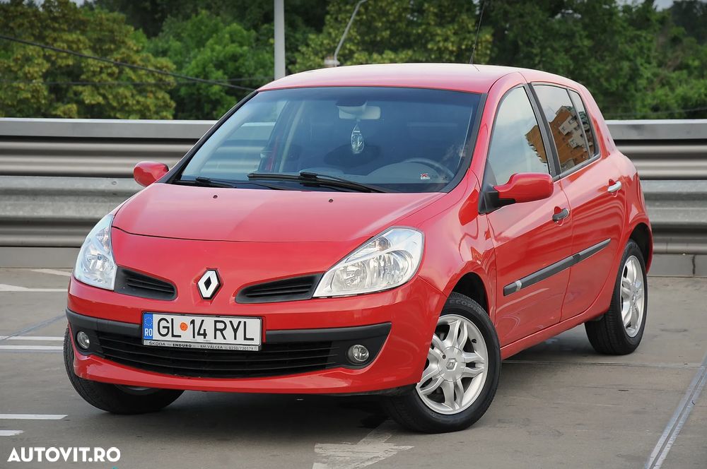 Renault Clio III 1.4 Dynamique - 10