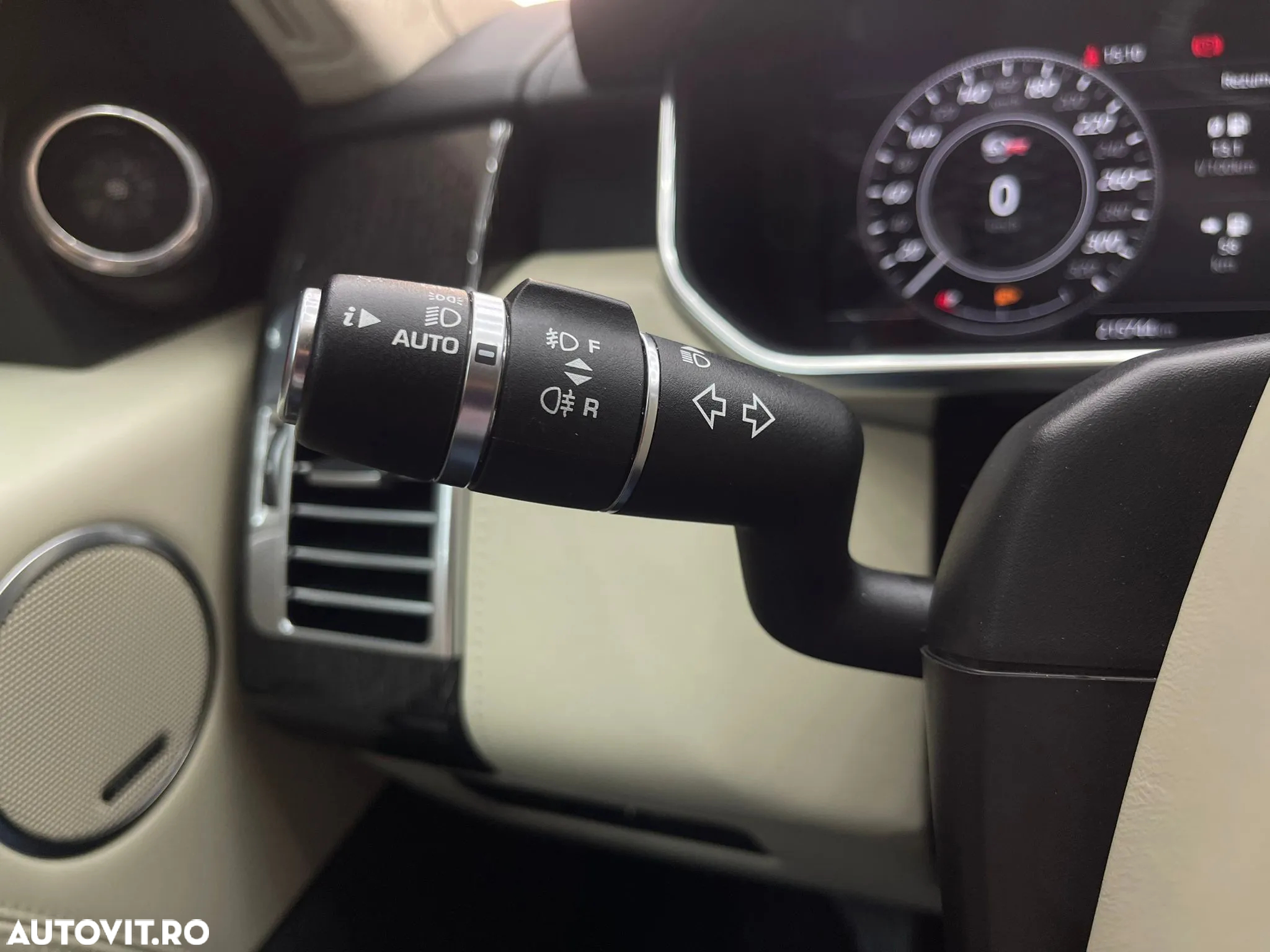Land Rover Range Rover 4.4 I SDV8 Autobiography - 20