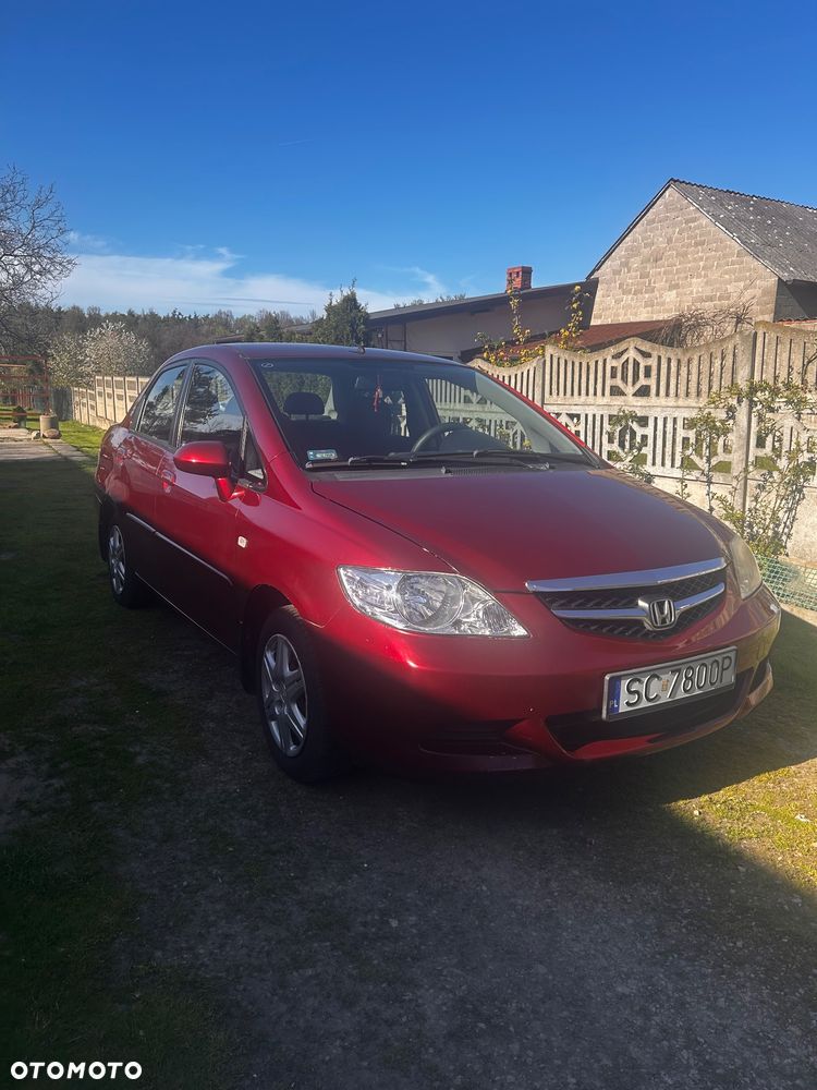 Honda City 1.4 Comfort - 1