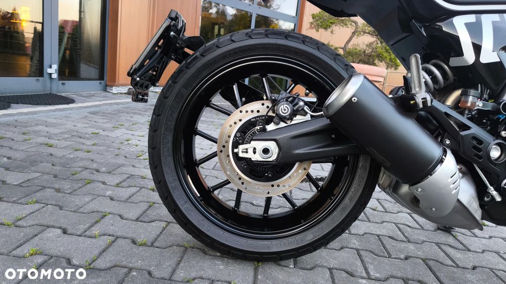 Ducati Scrambler - 32