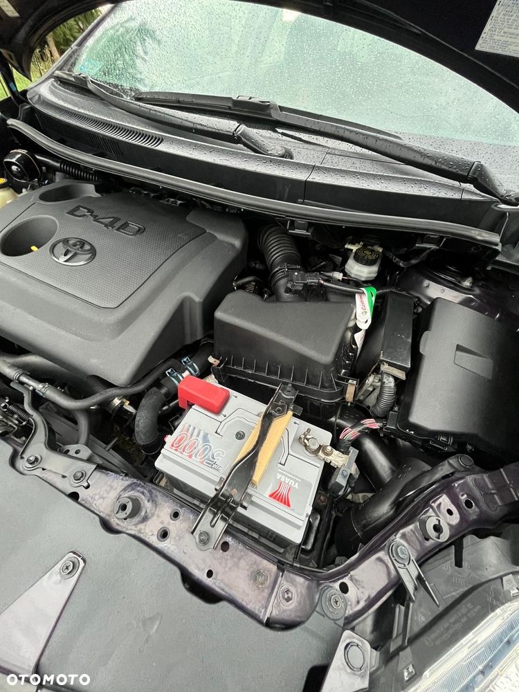 Toyota Auris 1.4 D-4D Luna - 17