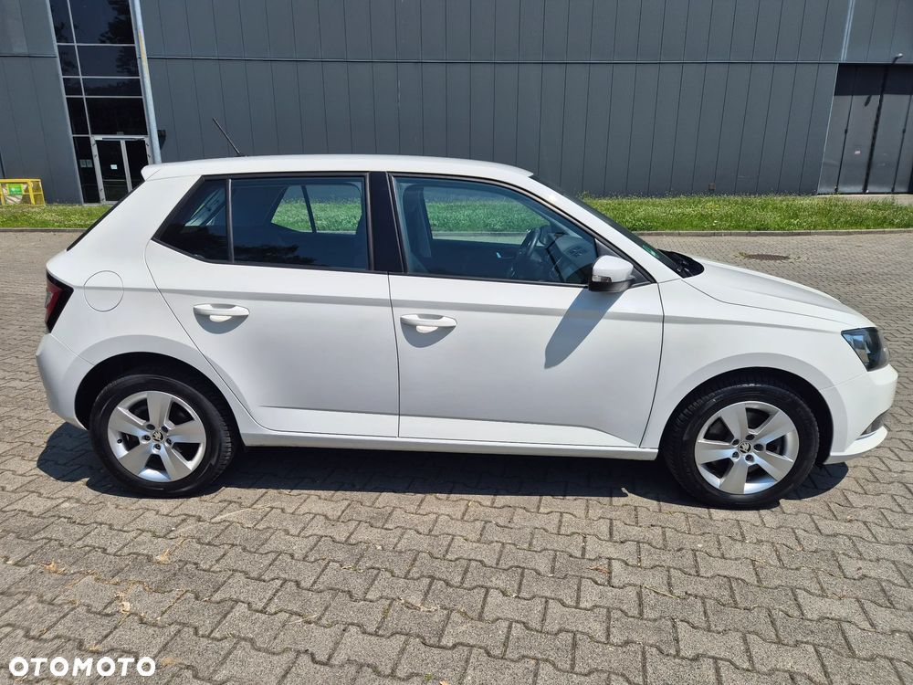 Skoda Fabia 1.2 TSI Monte Carlo - 4