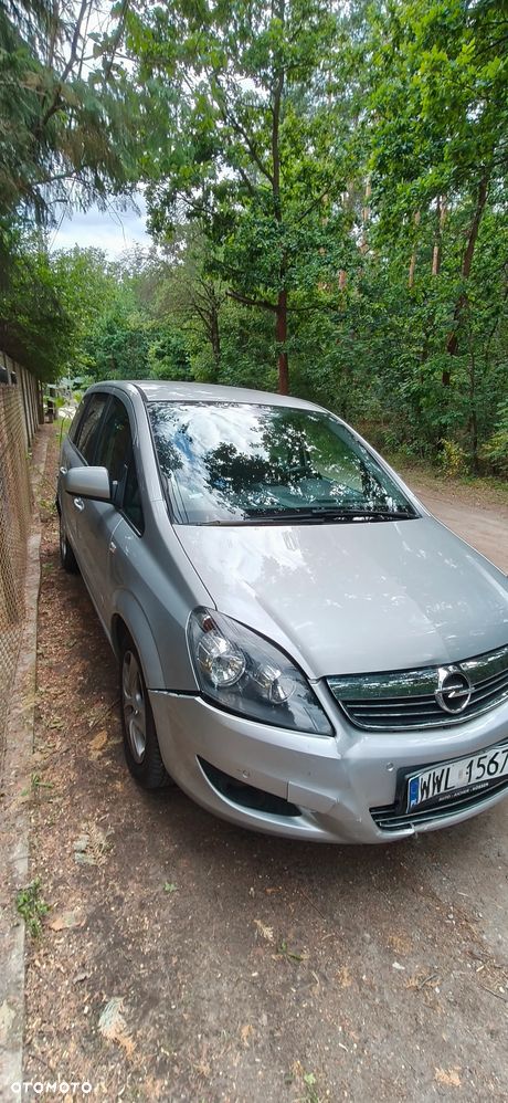 Opel Zafira 1.8 Enjoy - 15