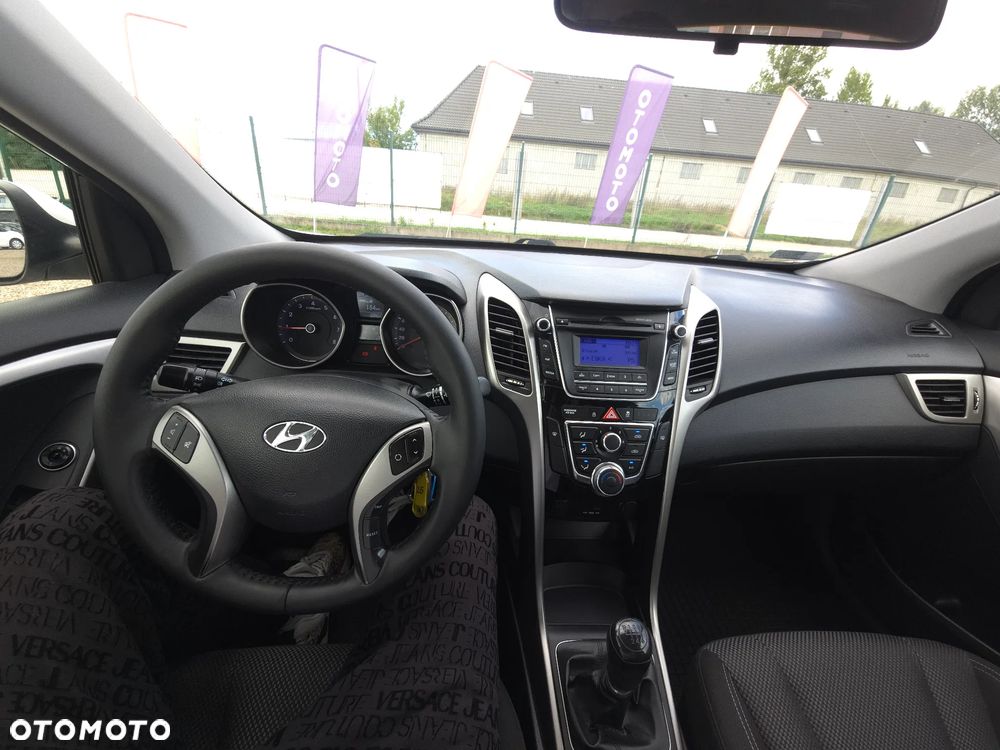 Hyundai i30 1.6 Classic + - 30