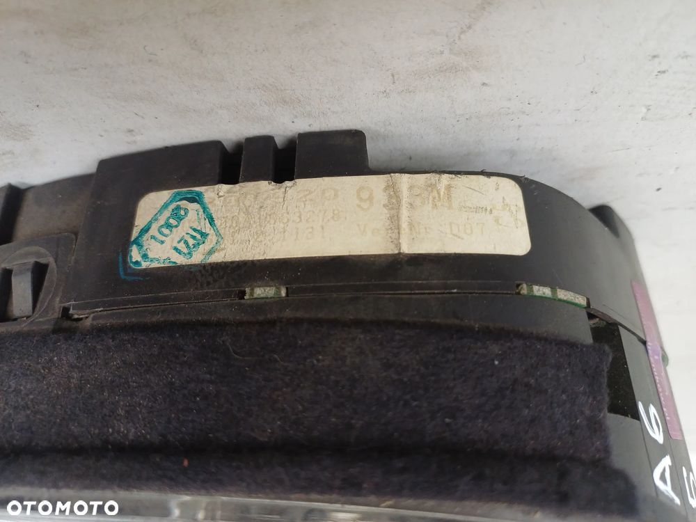 AUDI A6 C5 LICZNIK ZEGARY 4B0920933M - 4