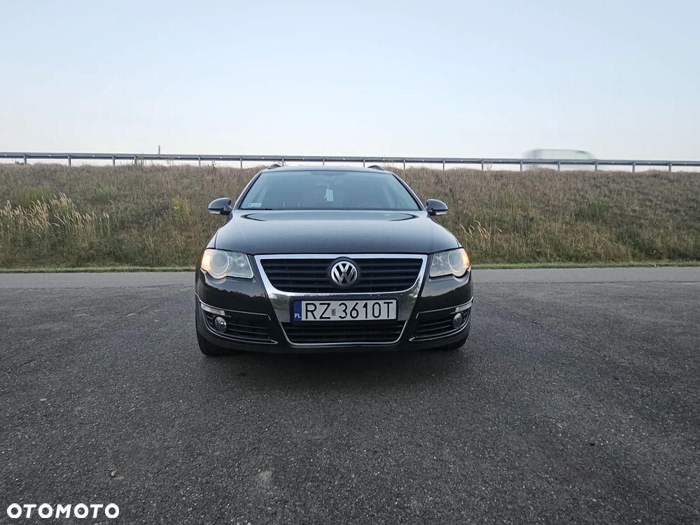 Volkswagen Passat - 5