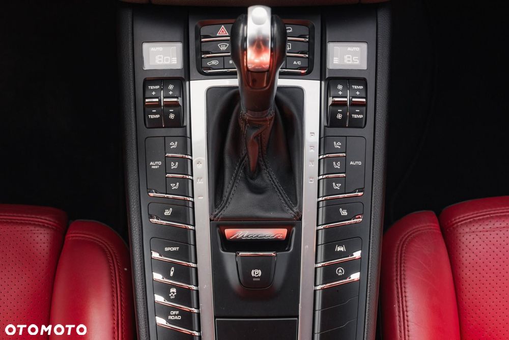 Porsche Macan Standard - 22