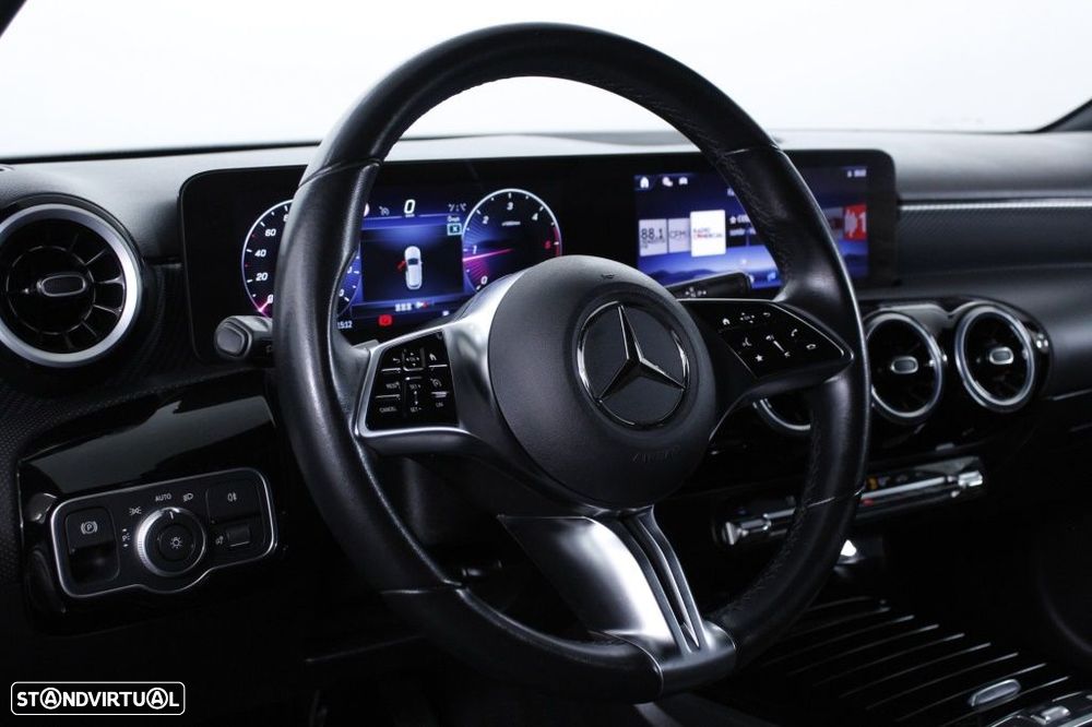 Mercedes-Benz A 180 d - 23