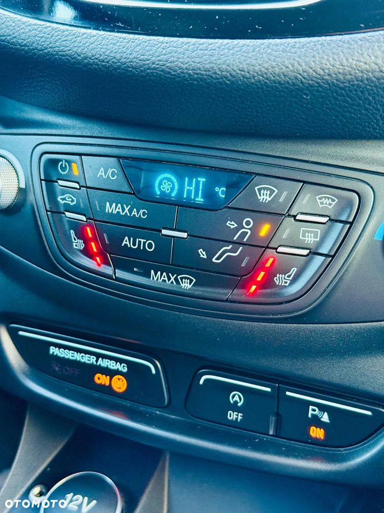 Ford B-MAX - 21