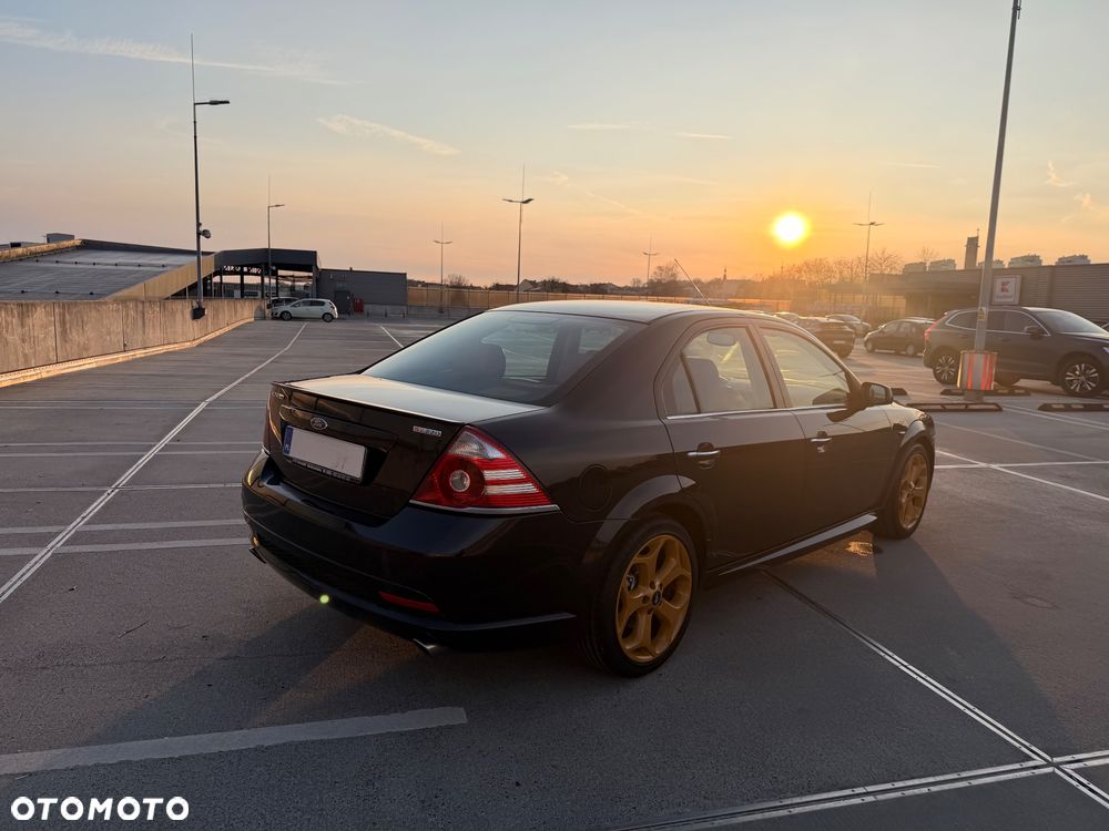 Ford Mondeo 3.0 V6 ST 220 - 4