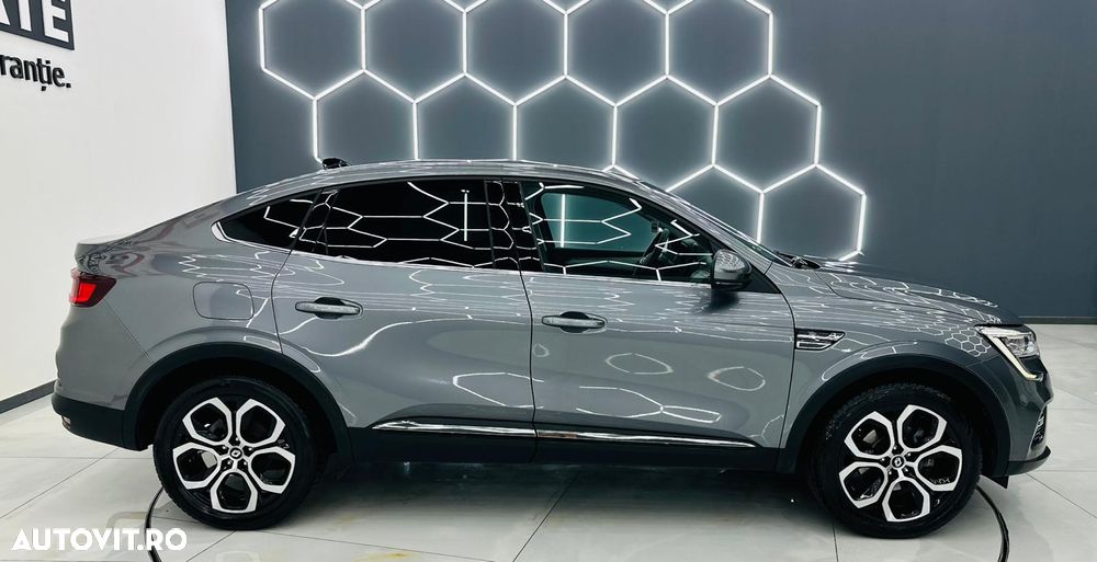 Renault Arkana E-TECH Zen - 36
