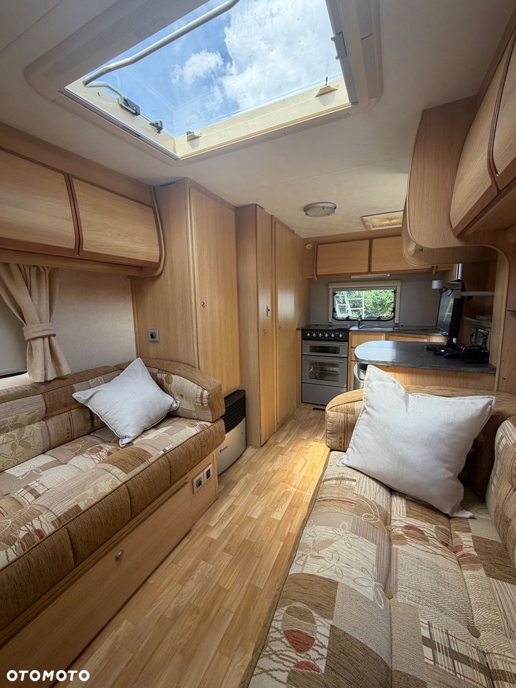 Coachman Amara 380/2 - 17