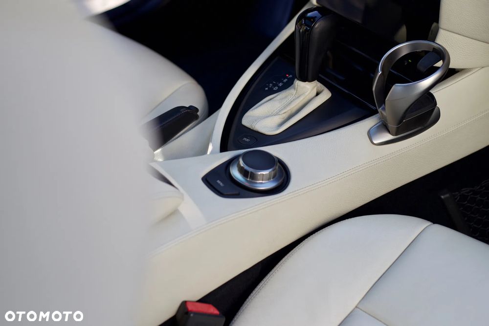 BMW Seria 6 650 i - 29