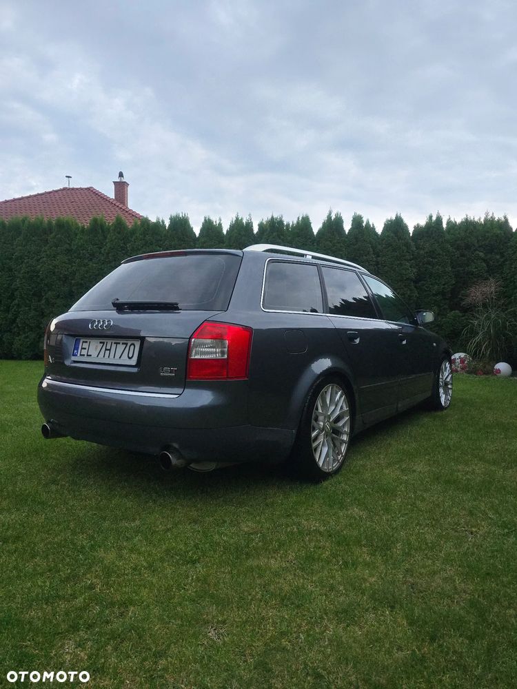 Audi A4 Avant - 22