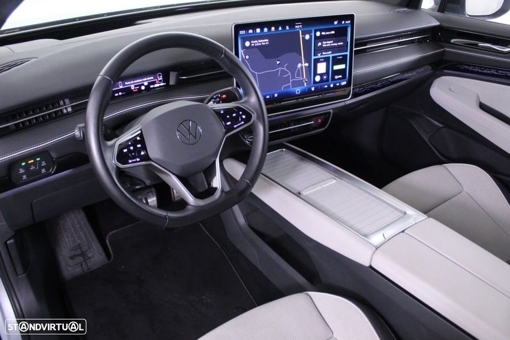 VW ID.7 Tourer 77 kWh Pro Urban - 29