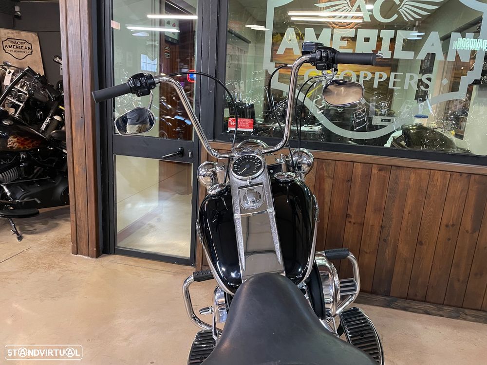 Harley-Davidson FLSTC Softail Heritage Classic 100th Anniversary - 17