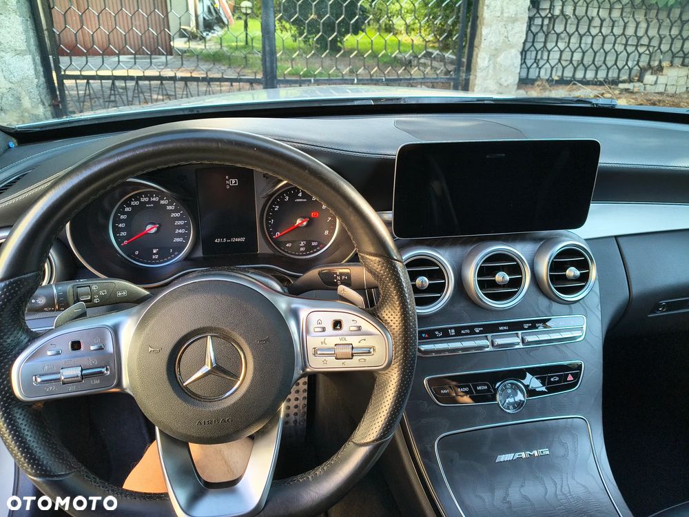 Mercedes-Benz Klasa C 180 9G-TRONIC - 12