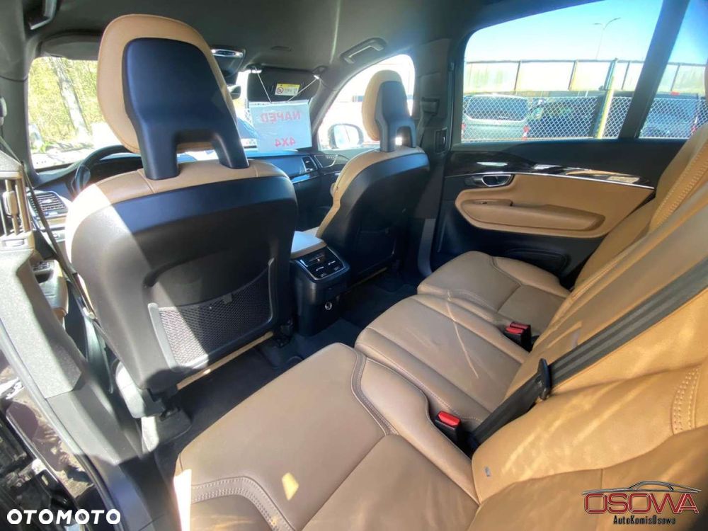 Volvo XC 90 - 31