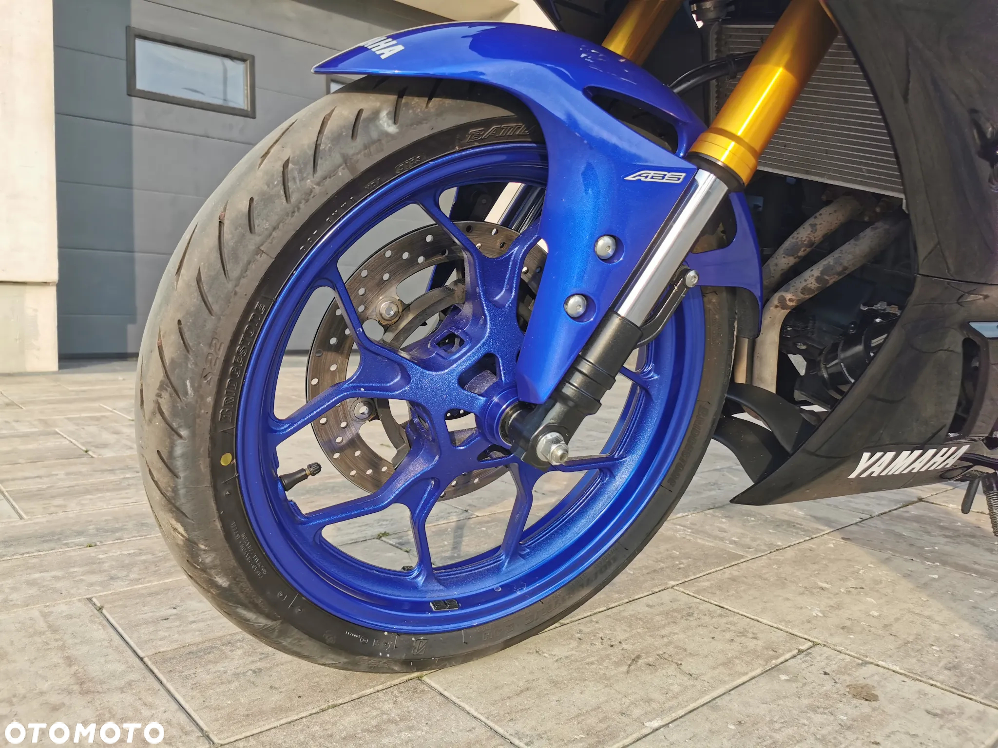 Yamaha R3 - 12