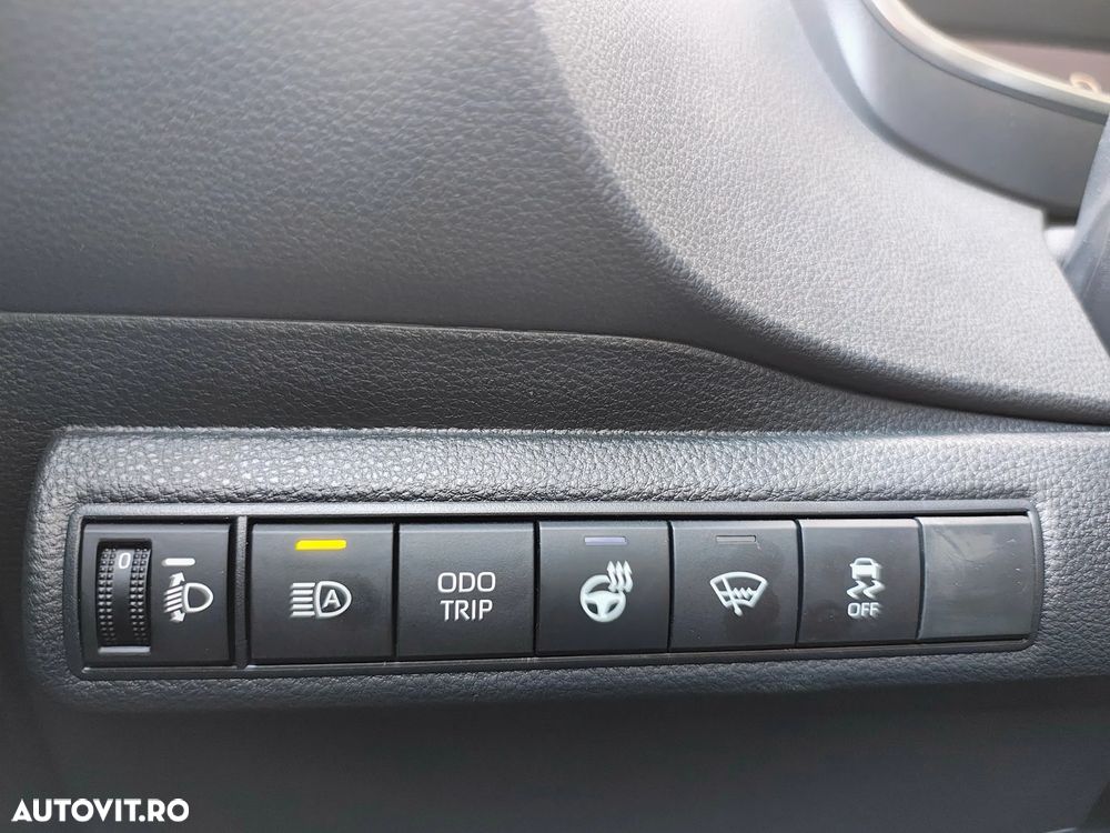 Toyota Corolla 1.8 HSD TS Dynamic - 8