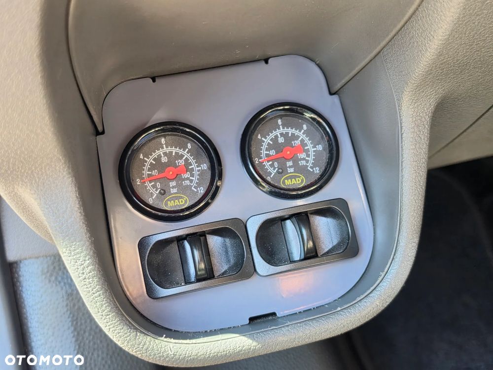 Ford Chausson 630 Titanium Premium 170 KM Automat - 20