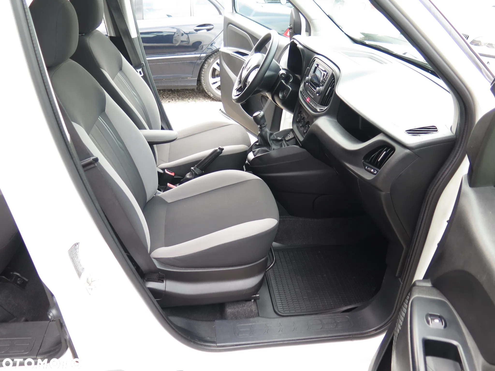 Fiat Doblo Maxi 1.4 Active - 29