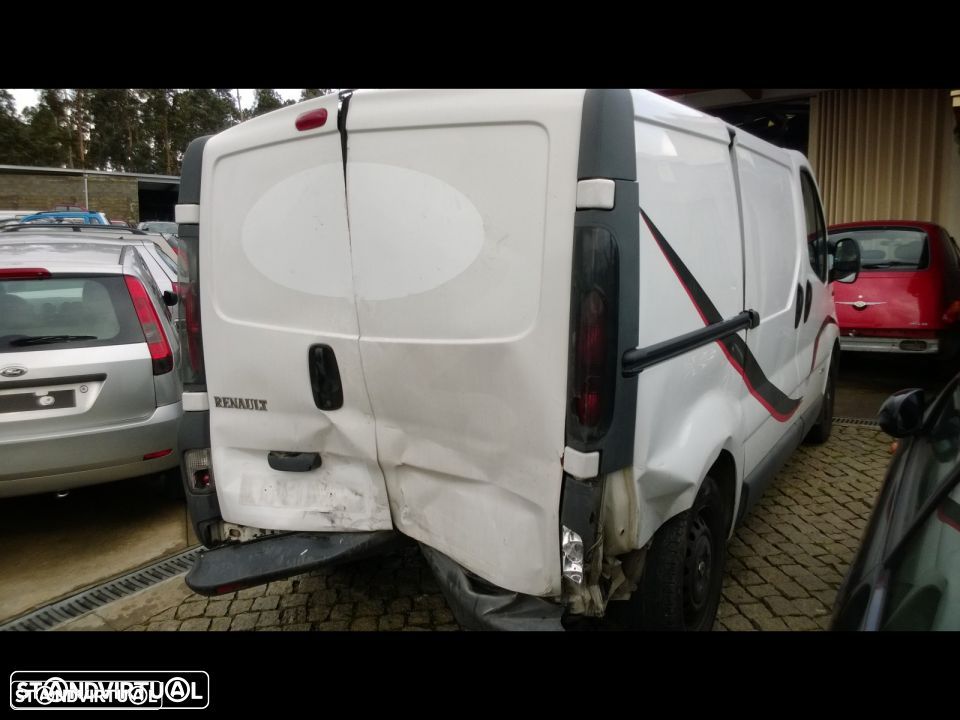 Traseira / Frente /Interior Renault Trafic 2005 - 2