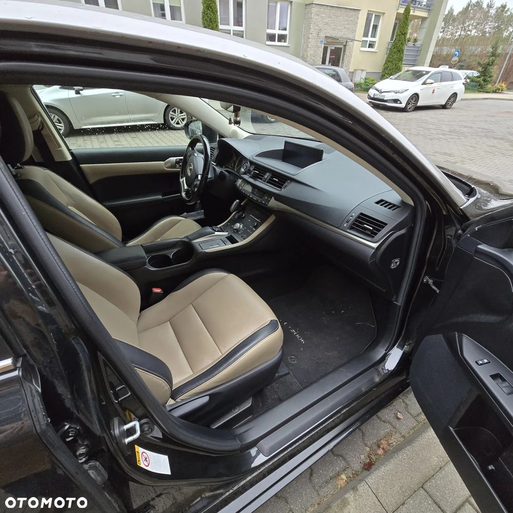 Lexus CT Limited Edition - 12