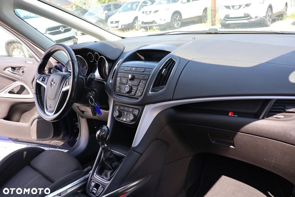 Opel Zafira Tourer 2.0 CDTI Edition - 9