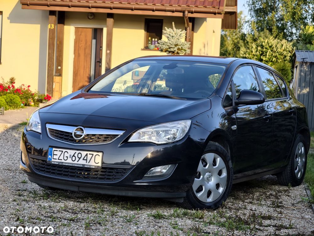 Opel Astra 1.6 Enjoy - 18
