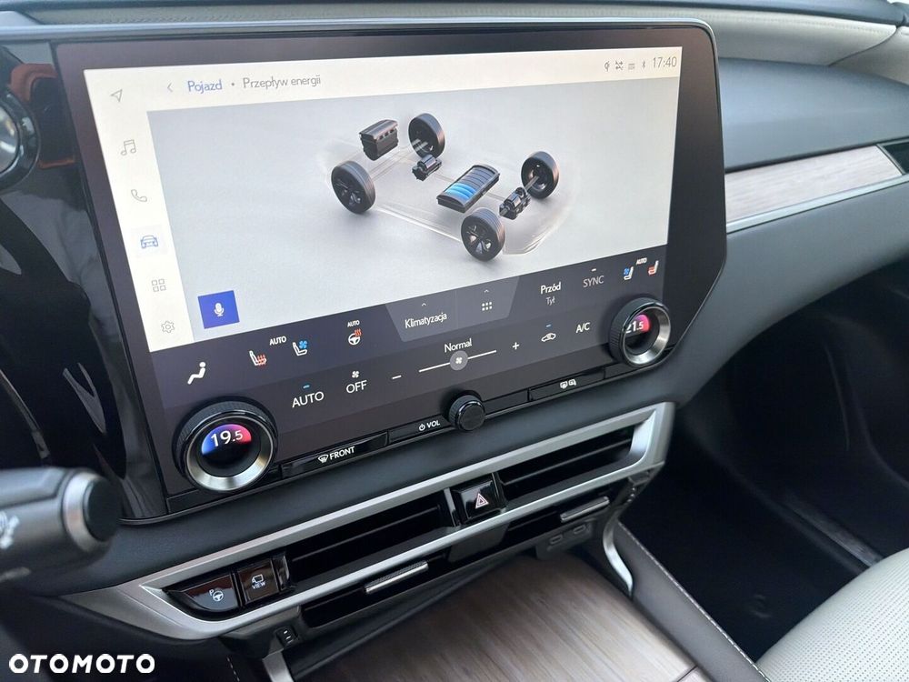 Lexus RX - 19