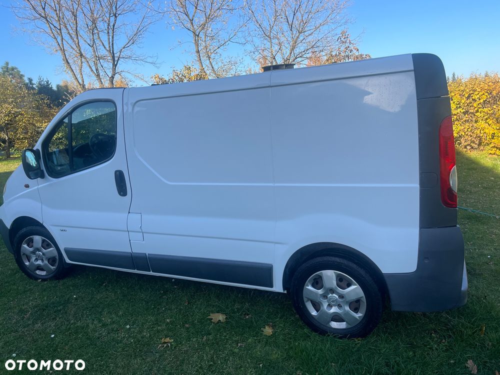 Opel Vivaro - 19