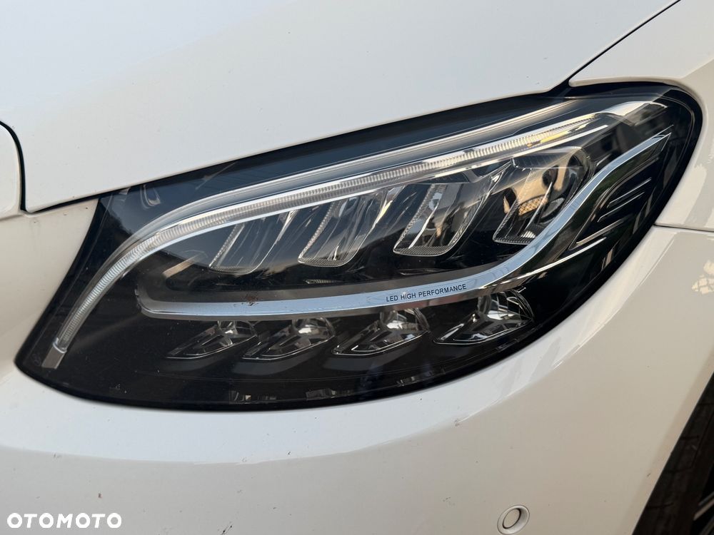 Mercedes-Benz Klasa C 160 Business Edition 9G-TRONIC - 20