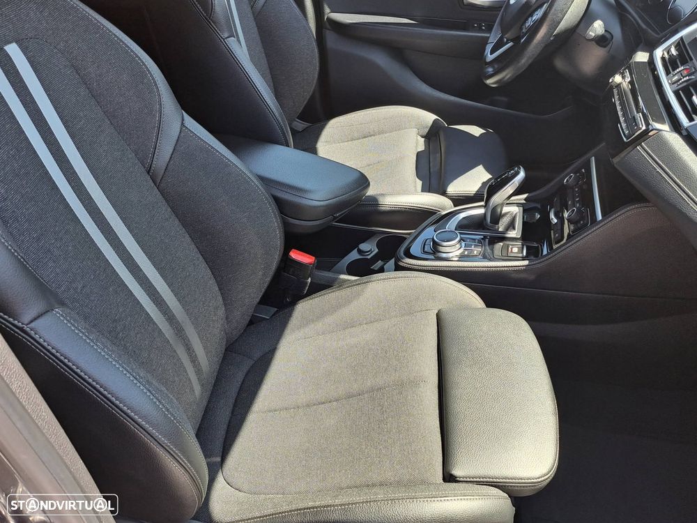 BMW 216 Gran Tourer d 7L Line Sport Auto - 24