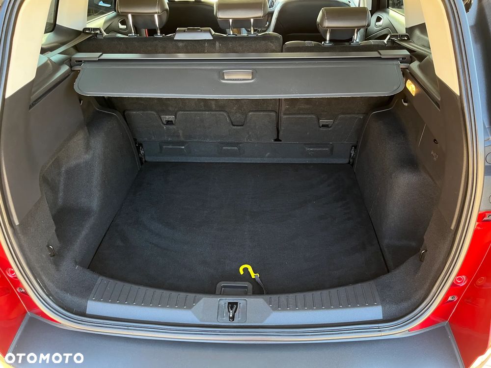 Ford Kuga 2.0 TDCi 4x4 Titanium - 33