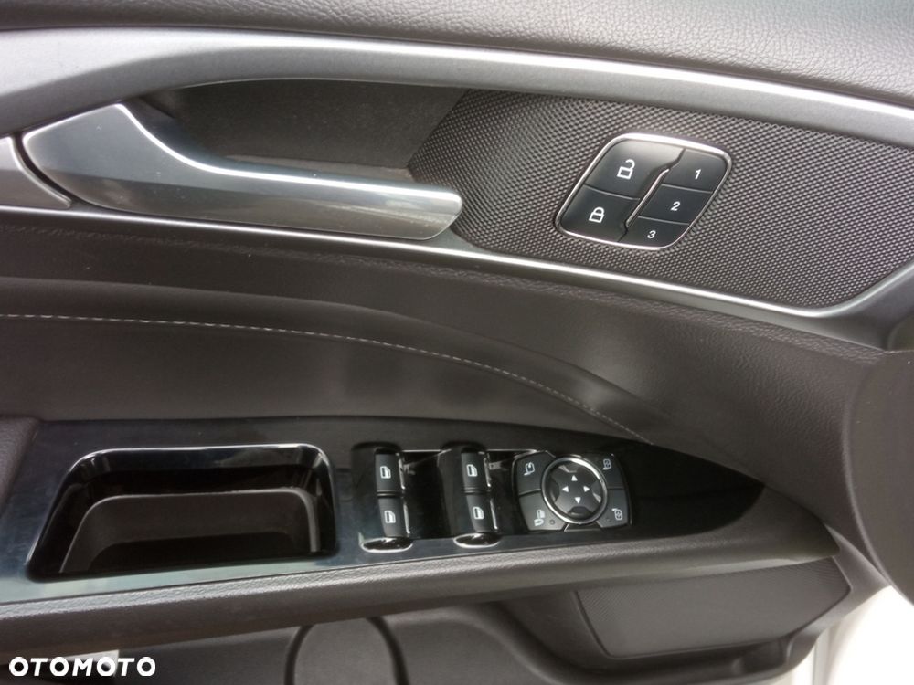 Ford Mondeo 2.0 TDCi STart-Stopp Titanium - 11