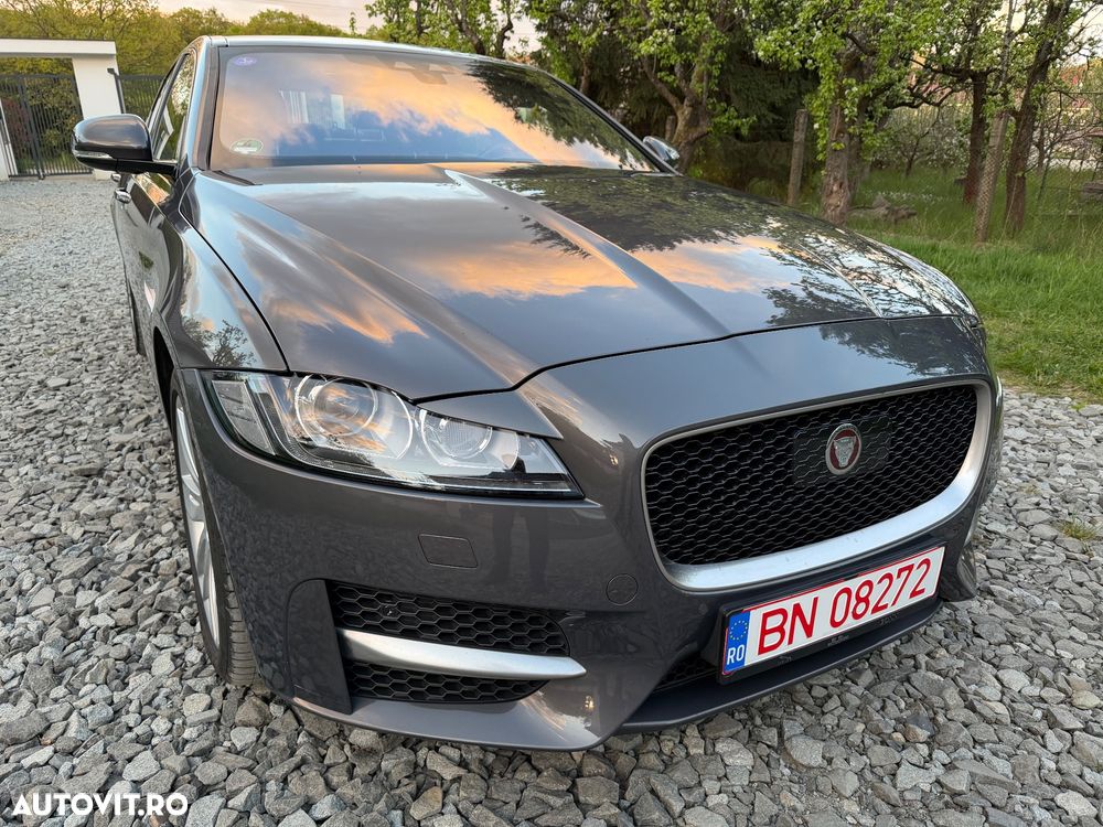 Jaguar XF 20d AWD Aut. R-Sport - 2