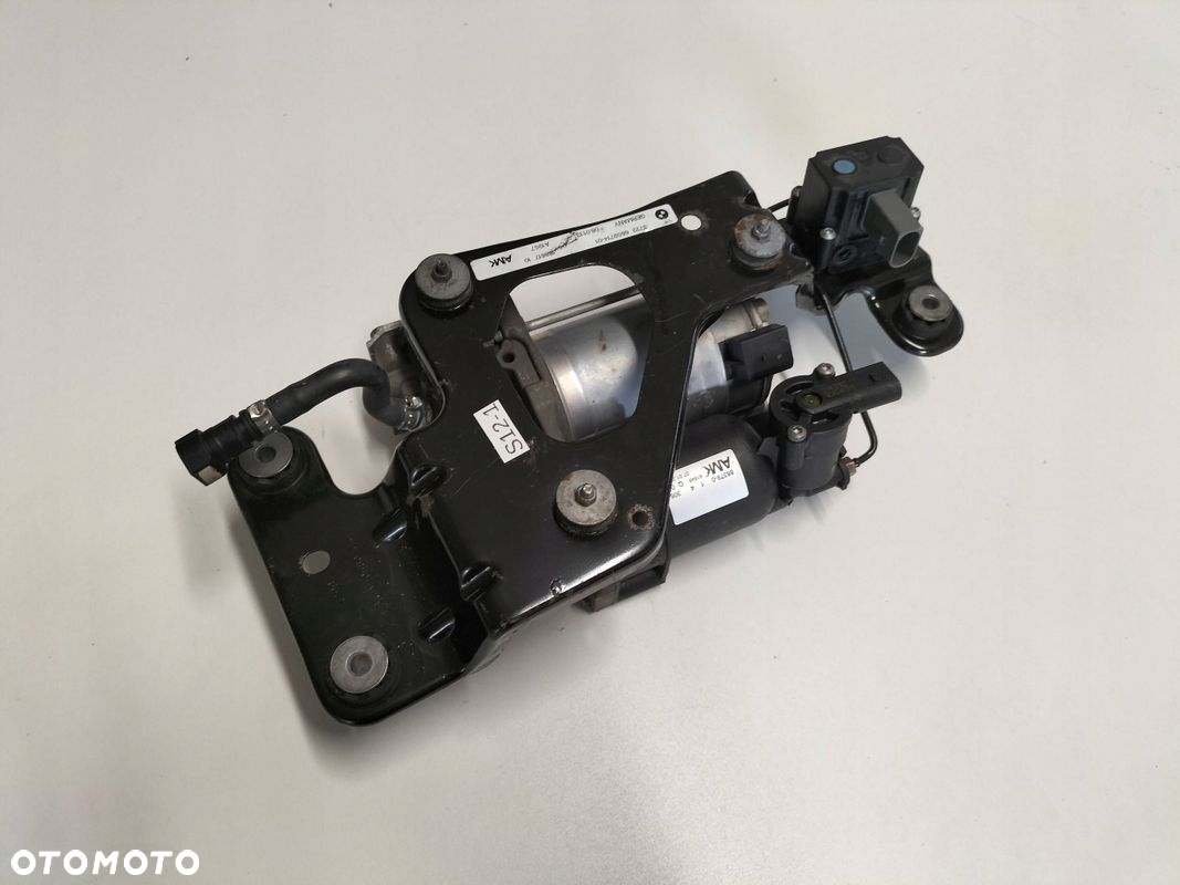 KOMPRESOR POMPA ZAWIESZENIA PNEUMATYKA BMW X5 E70 6859714 - 2