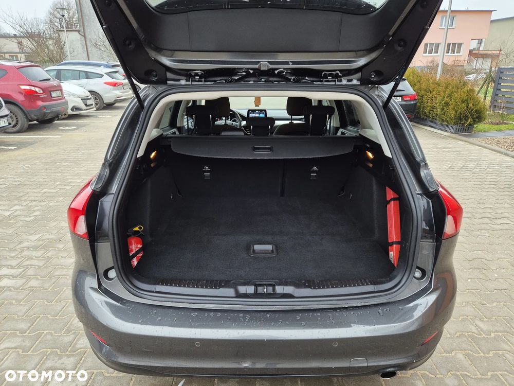 Ford Focus 1.0 EcoBoost Titanium - 5