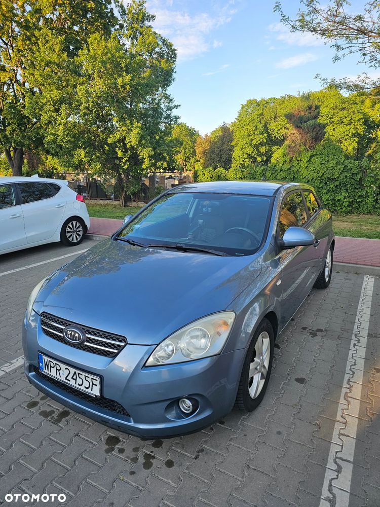 Kia Ceed - 2