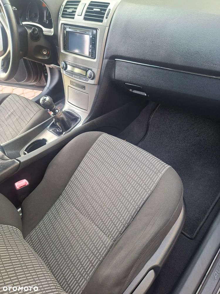 Toyota Avensis 1.8 Edition - 10