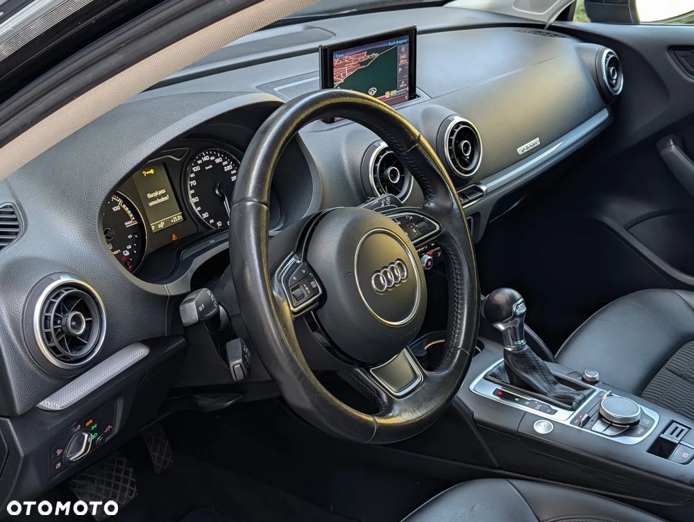 Audi A3 Sportback 1.4 TFSI e-tron Ambition - 14