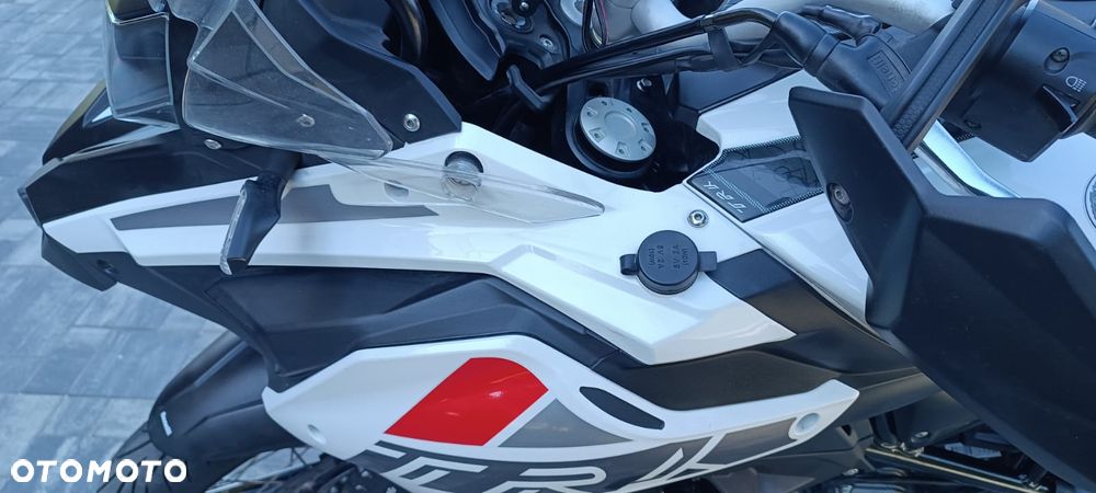 Benelli TRK 502X - 21