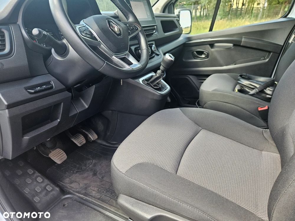 Renault Trafic - 1
